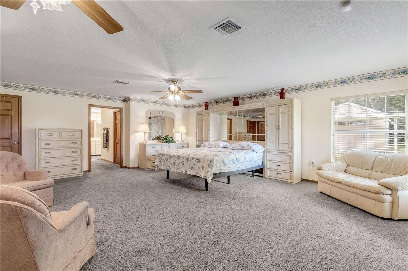 2011 N SPRING GARDEN AVENUE, Deland, FL 32720 2011 N SPRING GARDEN AVENUE, Deland, FL 32720