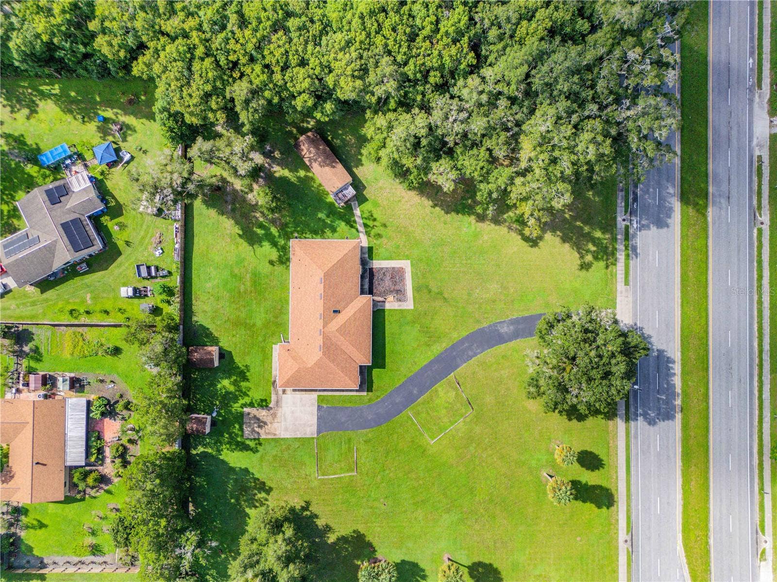 2011 N SPRING GARDEN AVENUE, Deland, FL 32720 2011 N SPRING GARDEN AVENUE, Deland, FL 32720
