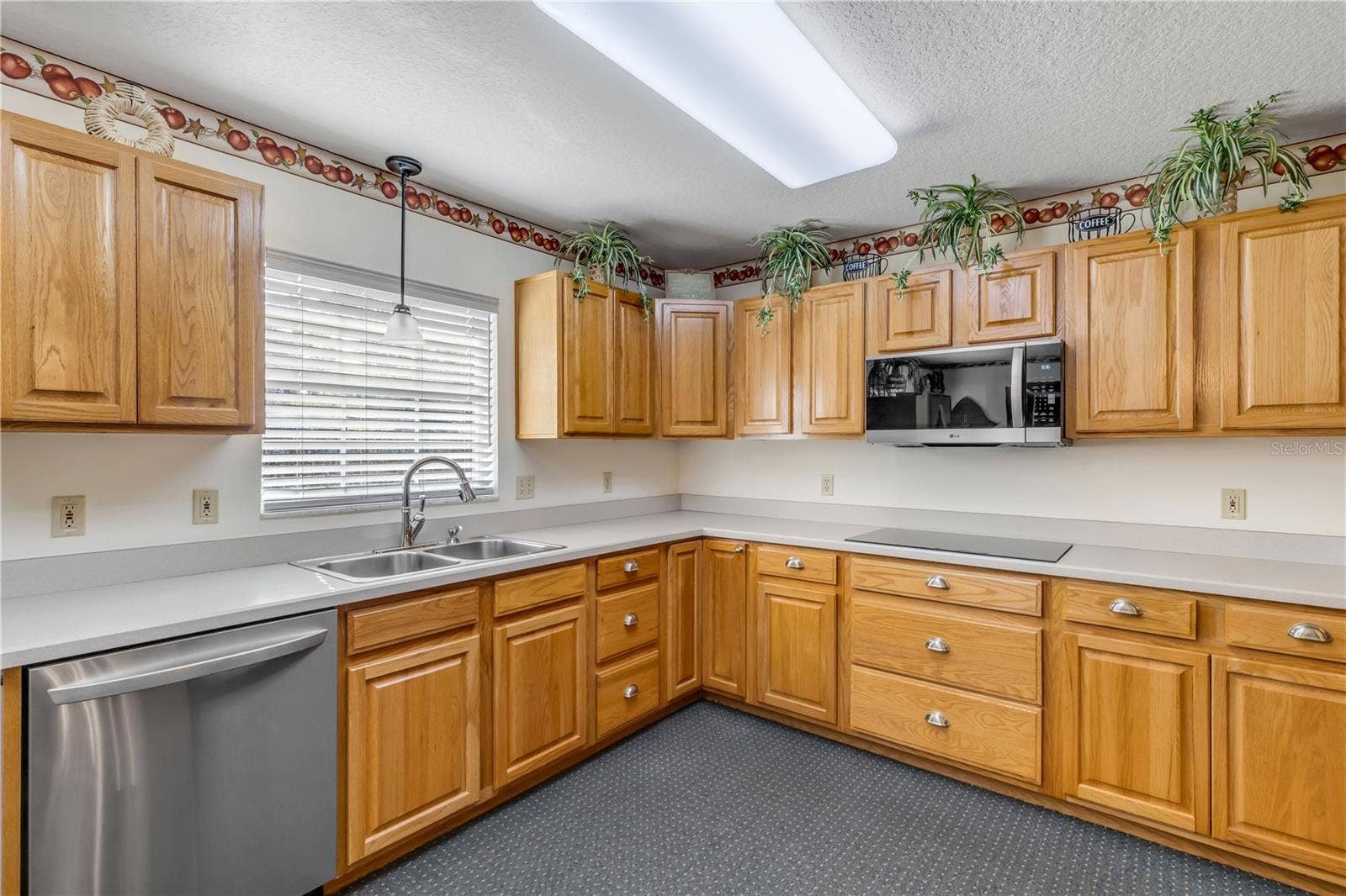 2011 N SPRING GARDEN AVENUE, Deland, FL 32720 2011 N SPRING GARDEN AVENUE, Deland, FL 32720