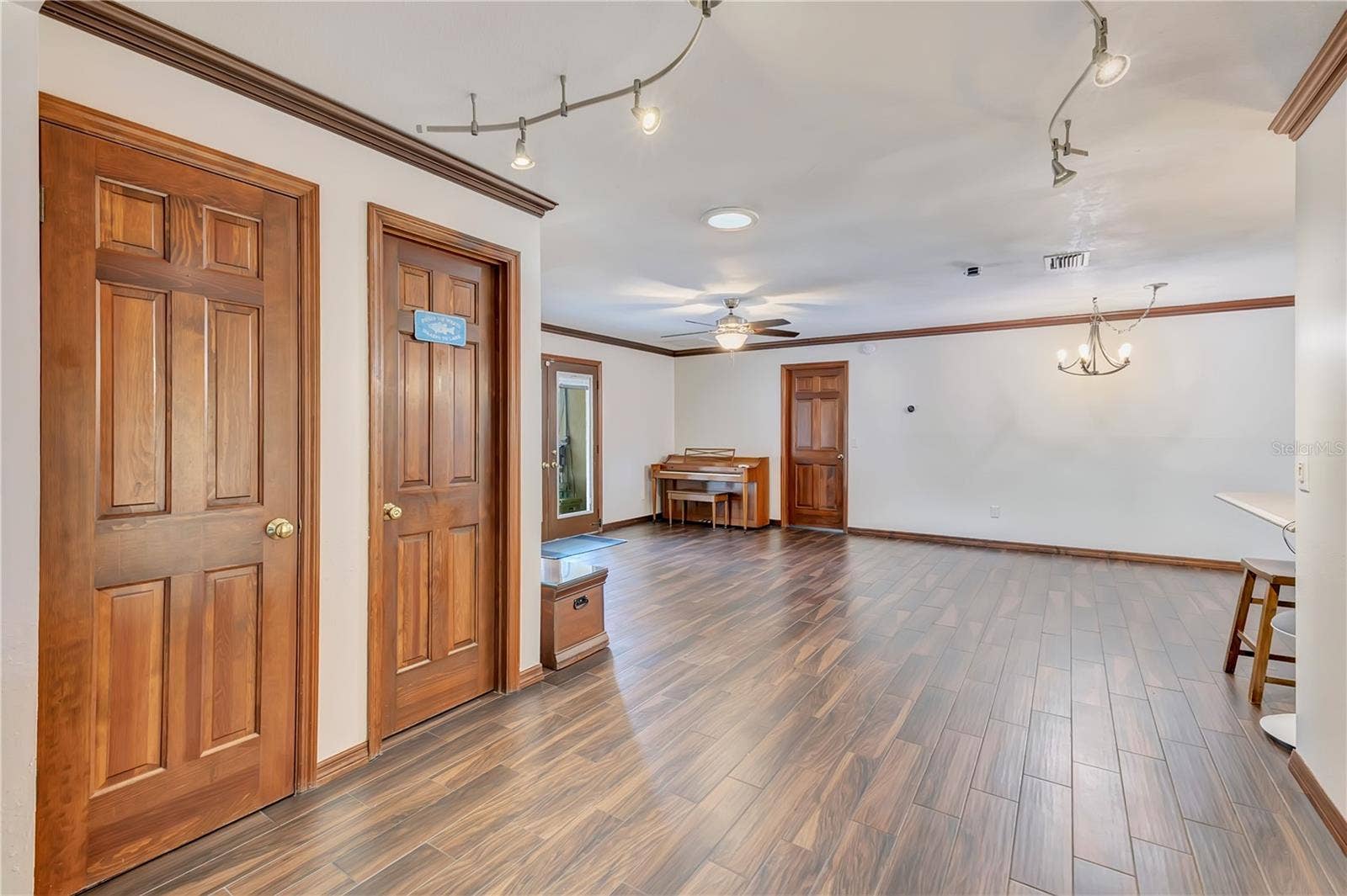 6605 CITRUS VALLEY DRIVE, Belle Isle, FL 32812 6605 CITRUS VALLEY DRIVE, Belle Isle, FL 32812