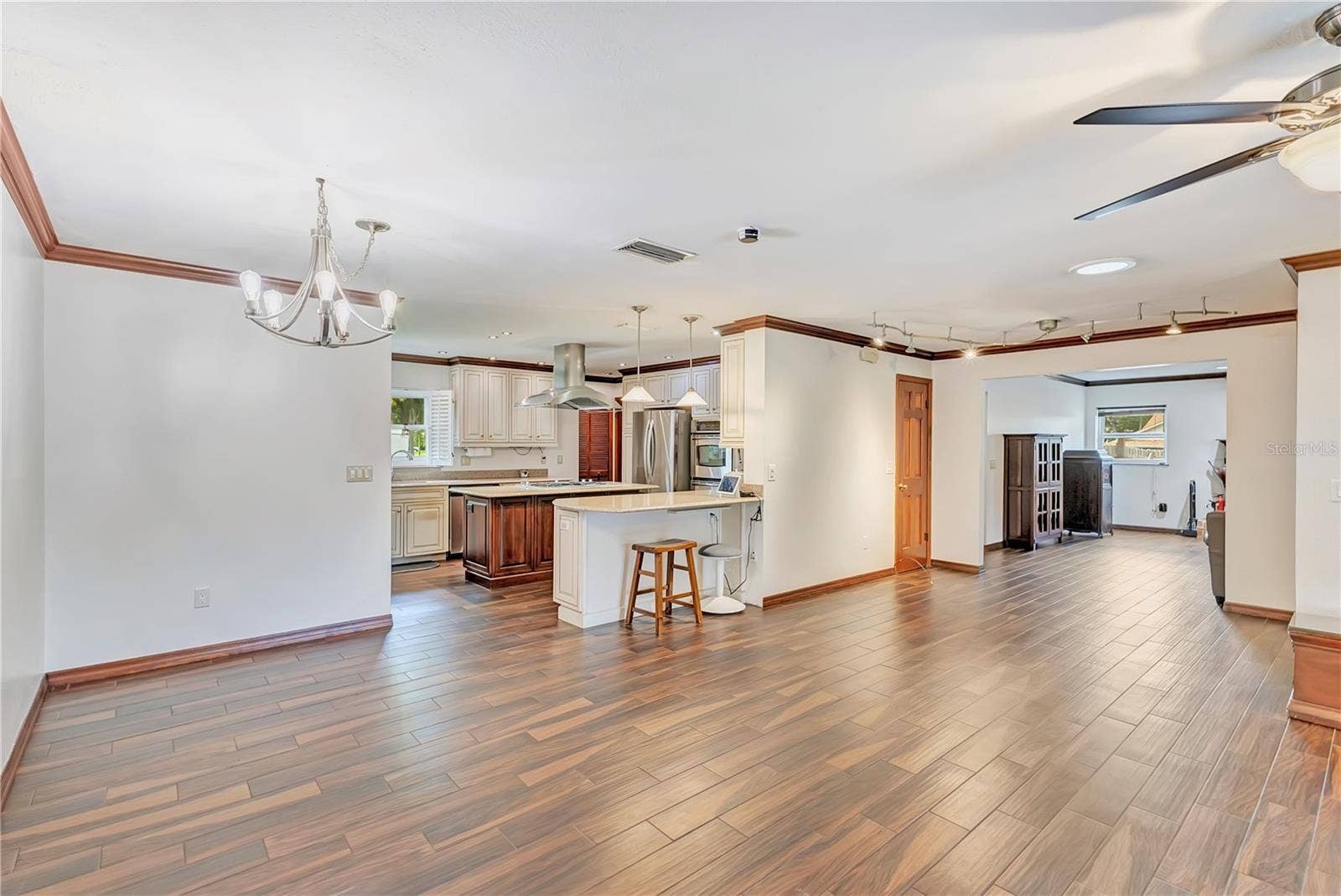 6605 CITRUS VALLEY DRIVE, Belle Isle, FL 32812 6605 CITRUS VALLEY DRIVE, Belle Isle, FL 32812