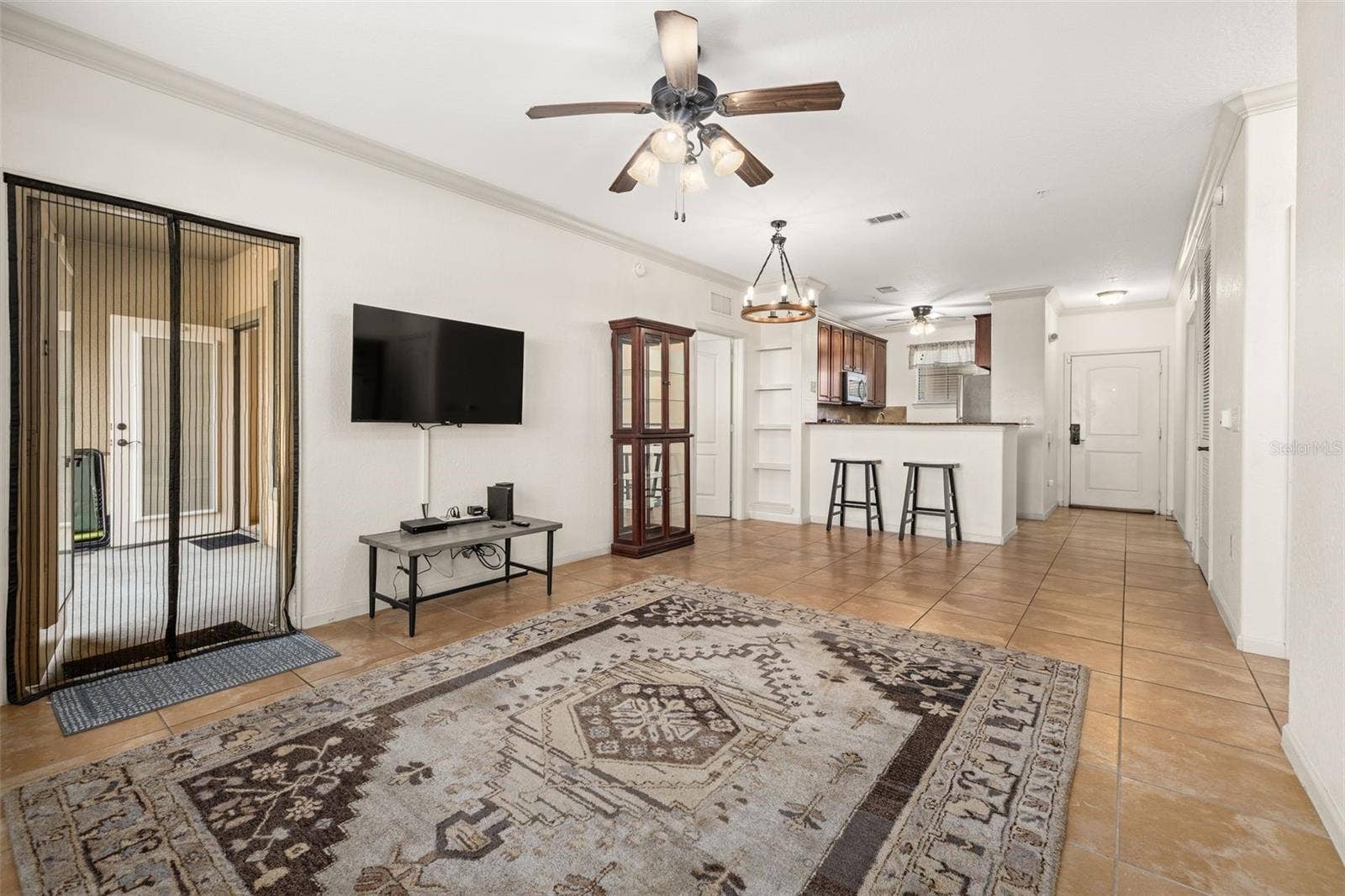 901 CHARO PARKWAY, #716, Davenport, FL 33897 View of the open living space