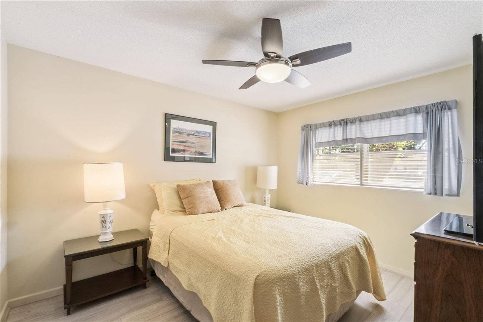 714 E MINNESOTA AVENUE, #B, Deland, FL 32724