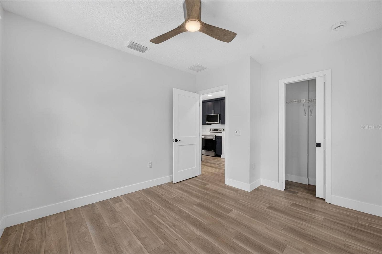 323 E AMELIA STREET, Orlando, FL 32801 323 E AMELIA STREET, Orlando, FL 32801