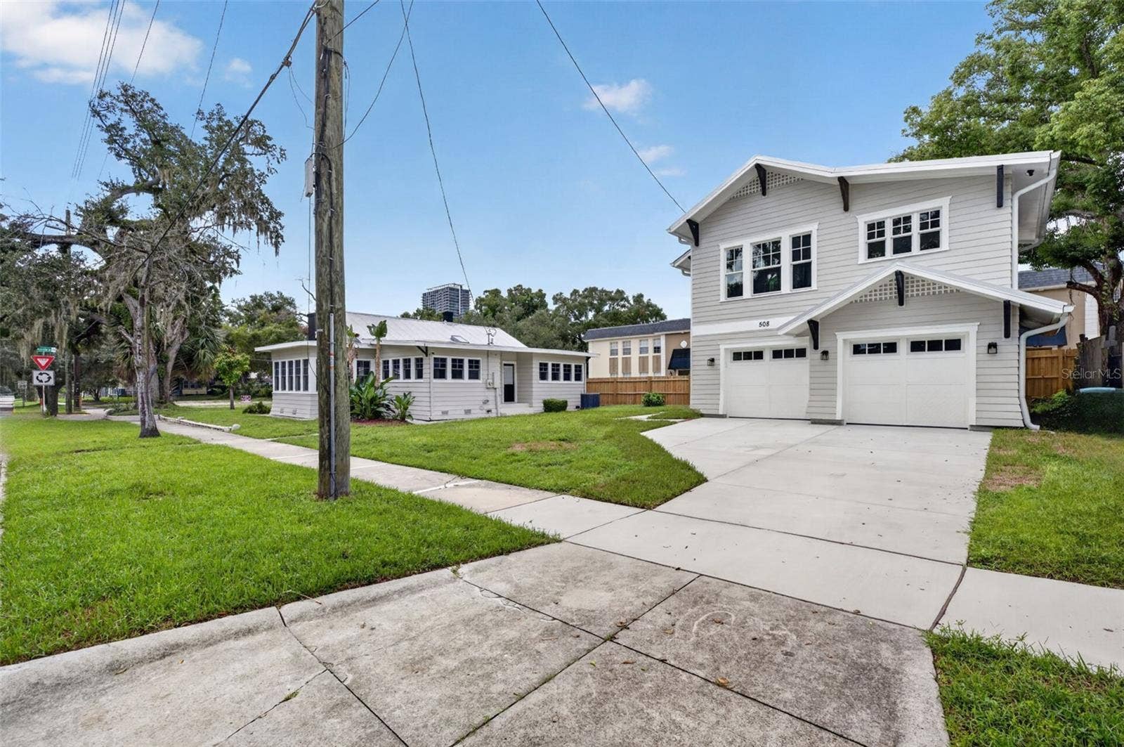 323 E AMELIA STREET, Orlando, FL 32801 2 car garage and AUD
