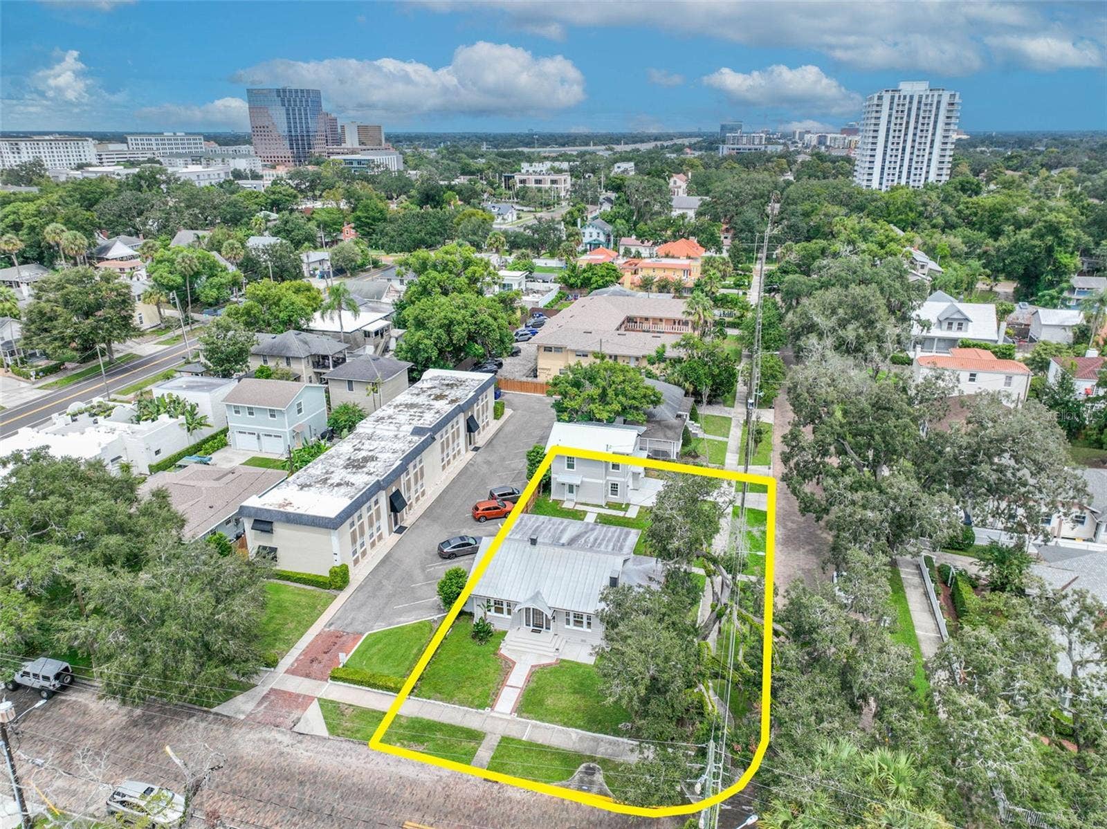 323 E AMELIA STREET, Orlando, FL 32801 323 E AMELIA STREET, Orlando, FL 32801