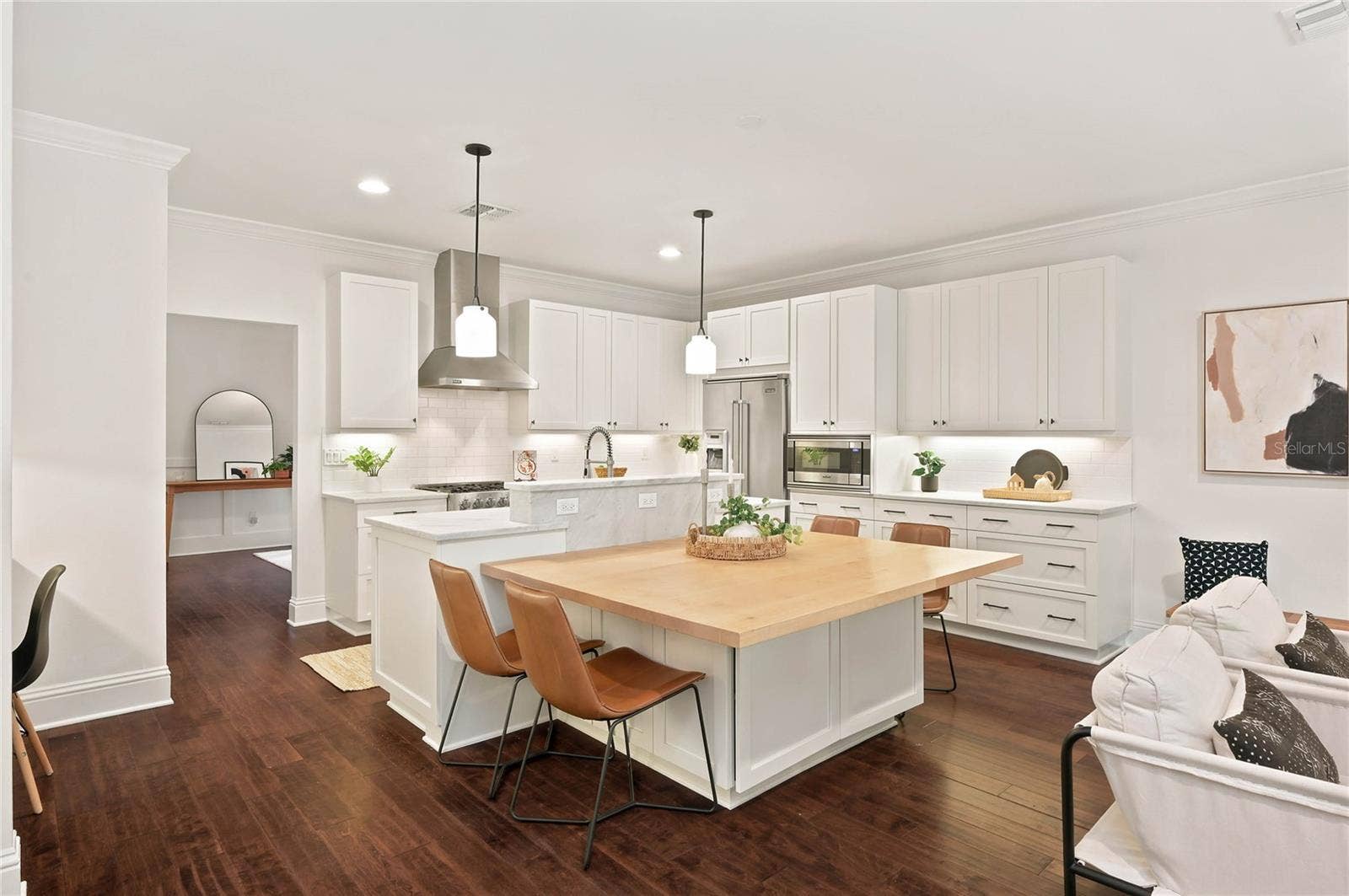 1707 ASHER LANE, Orlando, FL 32803 Custom crafted island dining table with storage