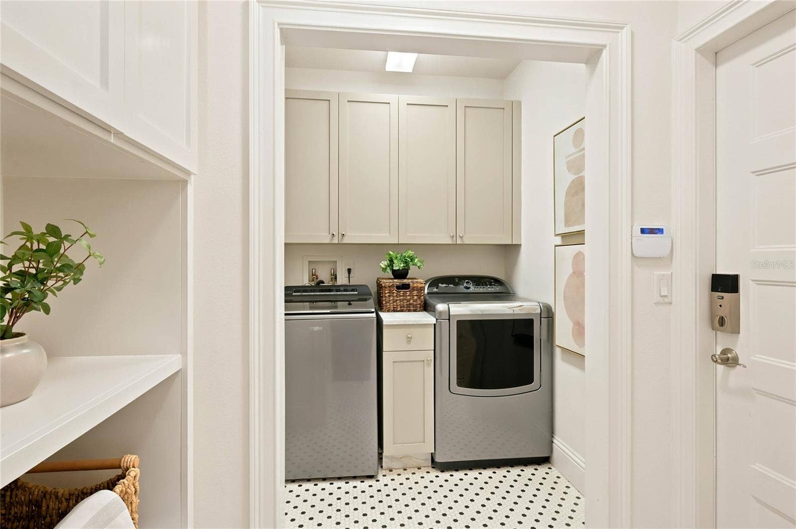 1707 ASHER LANE, Orlando, FL 32803 Mud room and Laundry room