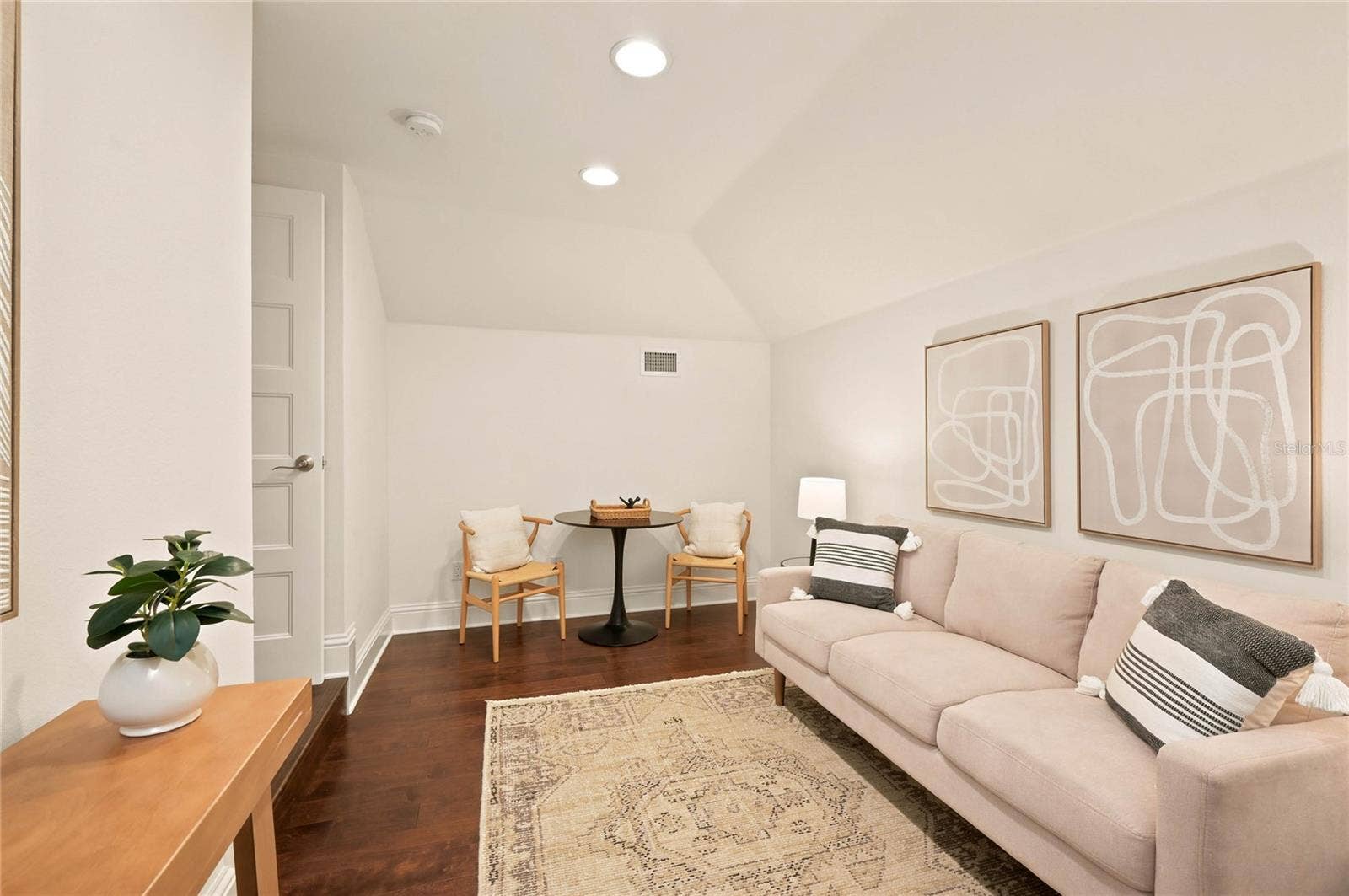 1707 ASHER LANE, Orlando, FL 32803 Upstairs bonus/media room