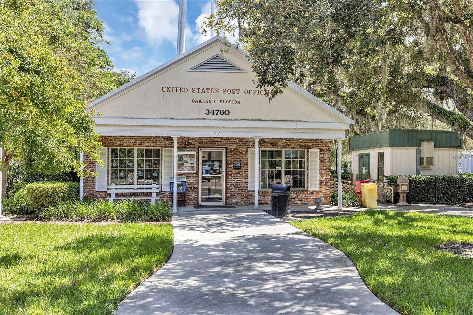 1016 CATORI ROAD, Oakland, FL 34787 Downtown Oakland Post Office