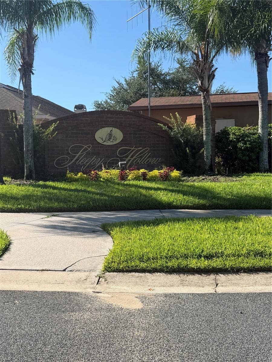 2721 ATHENS DRIVE, Leesburg, FL 34748