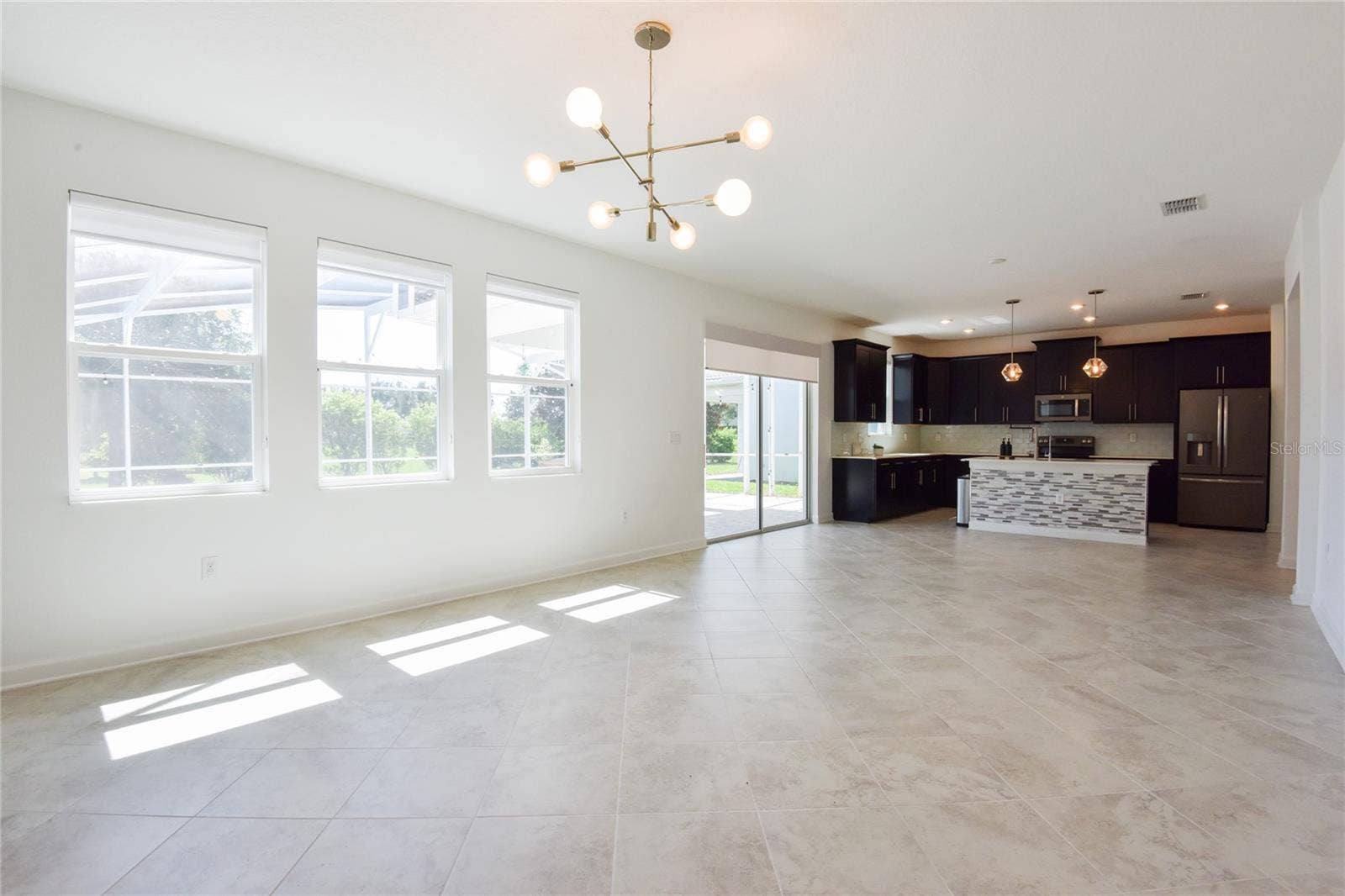 8904 LEADER BOARD LANE, Davenport, FL 33896 8904 LEADER BOARD LANE, Davenport, FL 33896