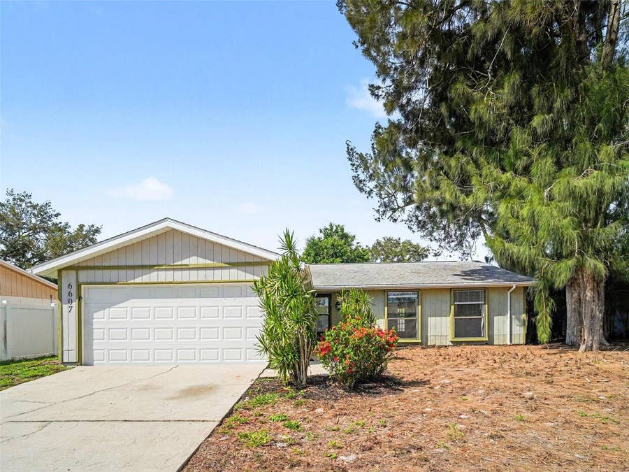 Property photo for 6607 36TH AVENUE DRIVE W, Bradenton, FL