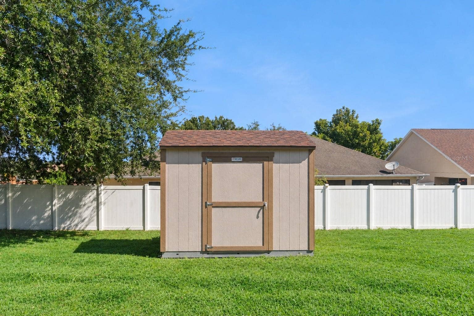 2600 HOLLOW LANE, Leesburg, FL 34748 2600 HOLLOW LANE, Leesburg, FL 34748