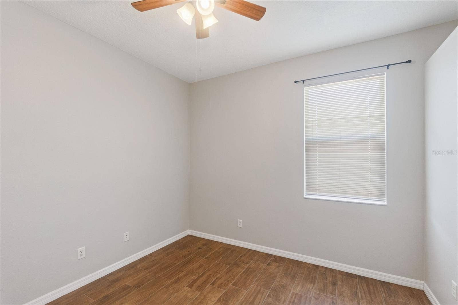2600 HOLLOW LANE, Leesburg, FL 34748 2600 HOLLOW LANE, Leesburg, FL 34748