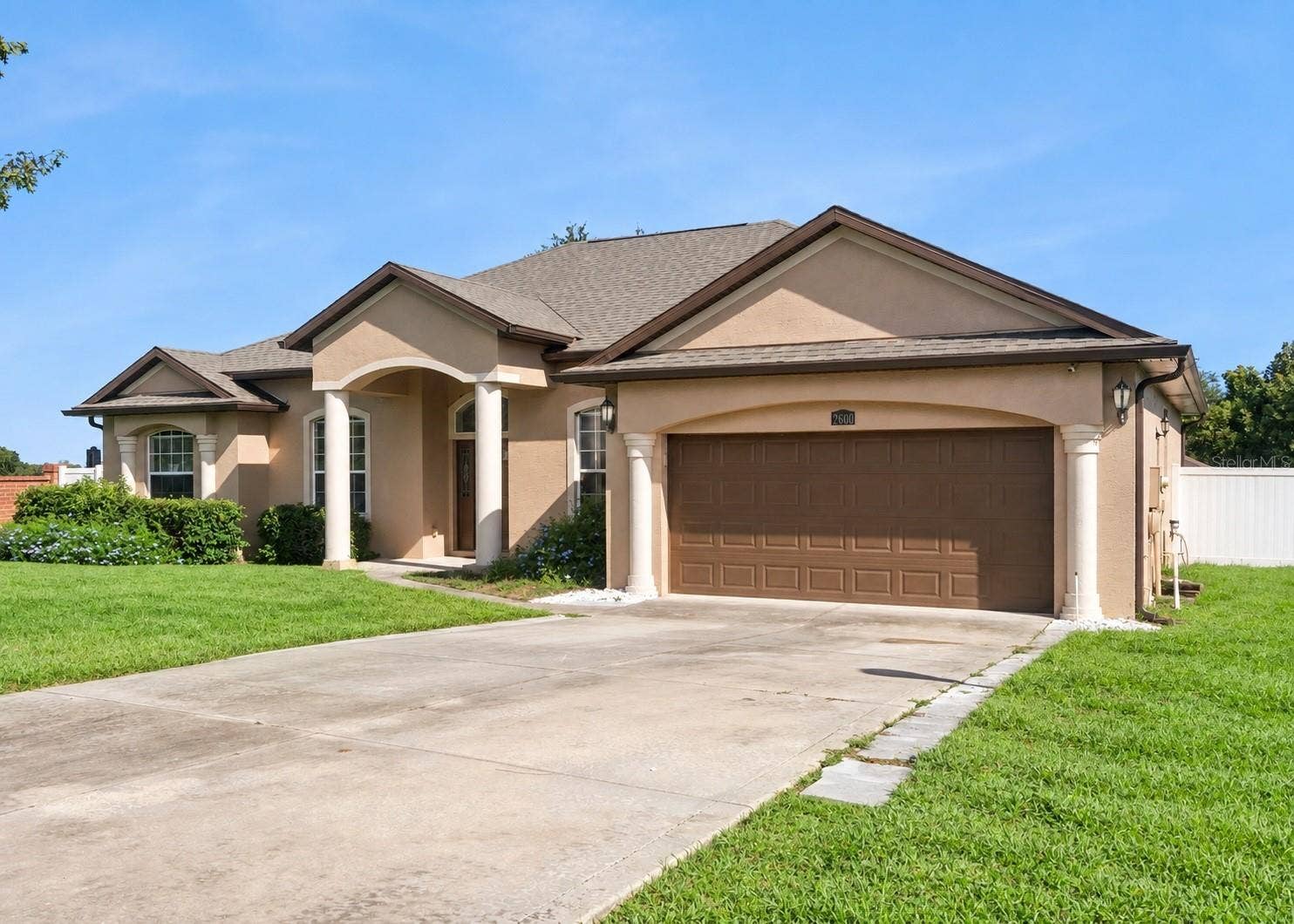 2600 HOLLOW LANE, Leesburg, FL 34748 2600 HOLLOW LANE, Leesburg, FL 34748