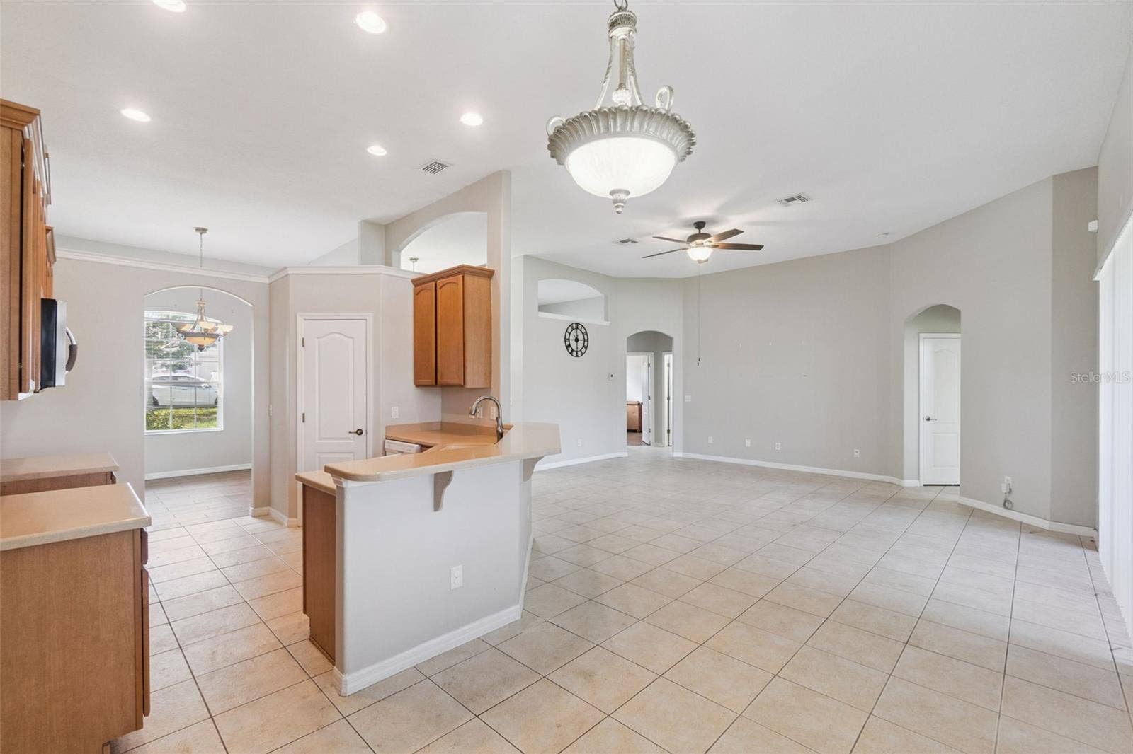 2600 HOLLOW LANE, Leesburg, FL 34748 2600 HOLLOW LANE, Leesburg, FL 34748