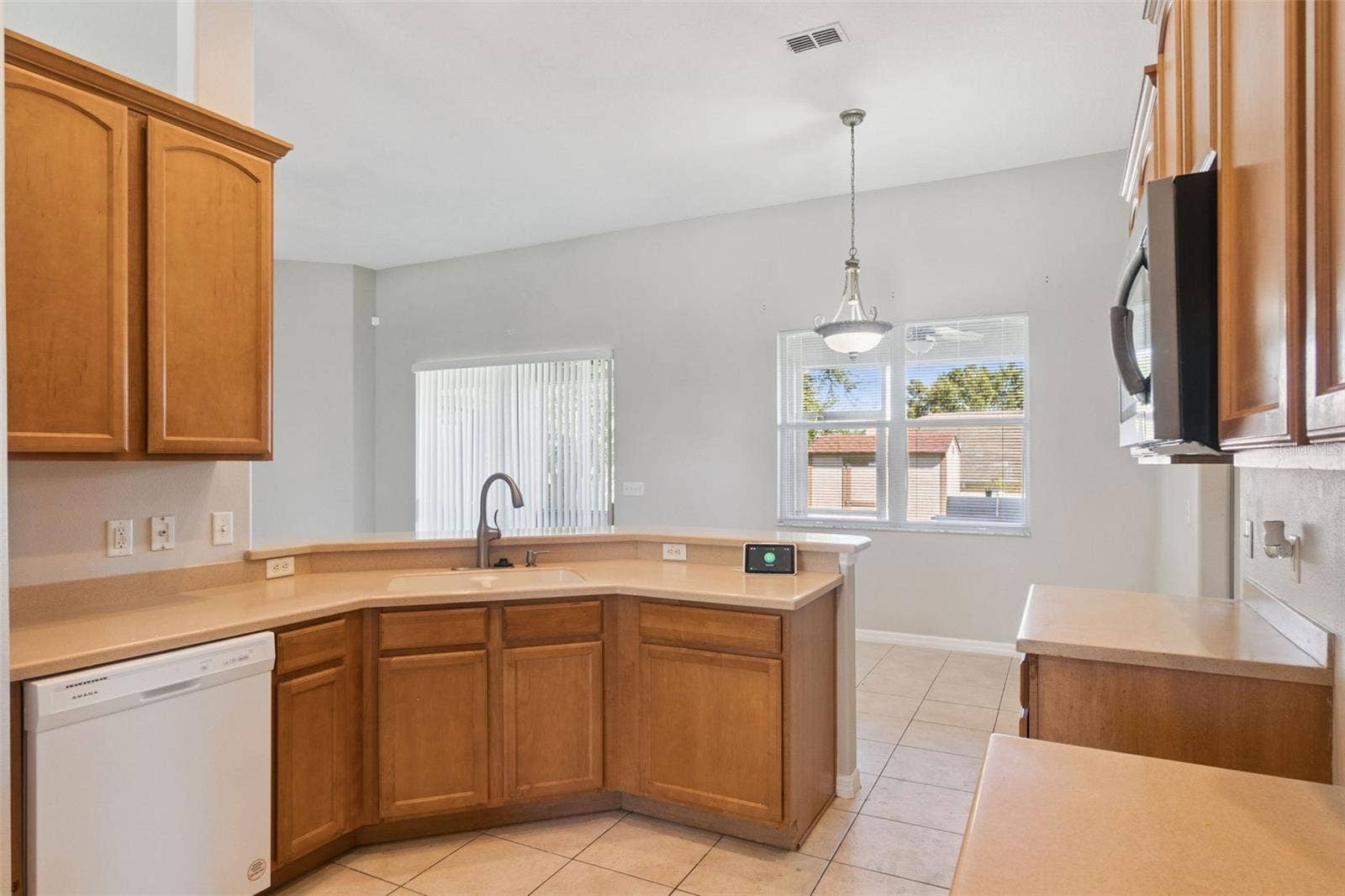 2600 HOLLOW LANE, Leesburg, FL 34748 2600 HOLLOW LANE, Leesburg, FL 34748