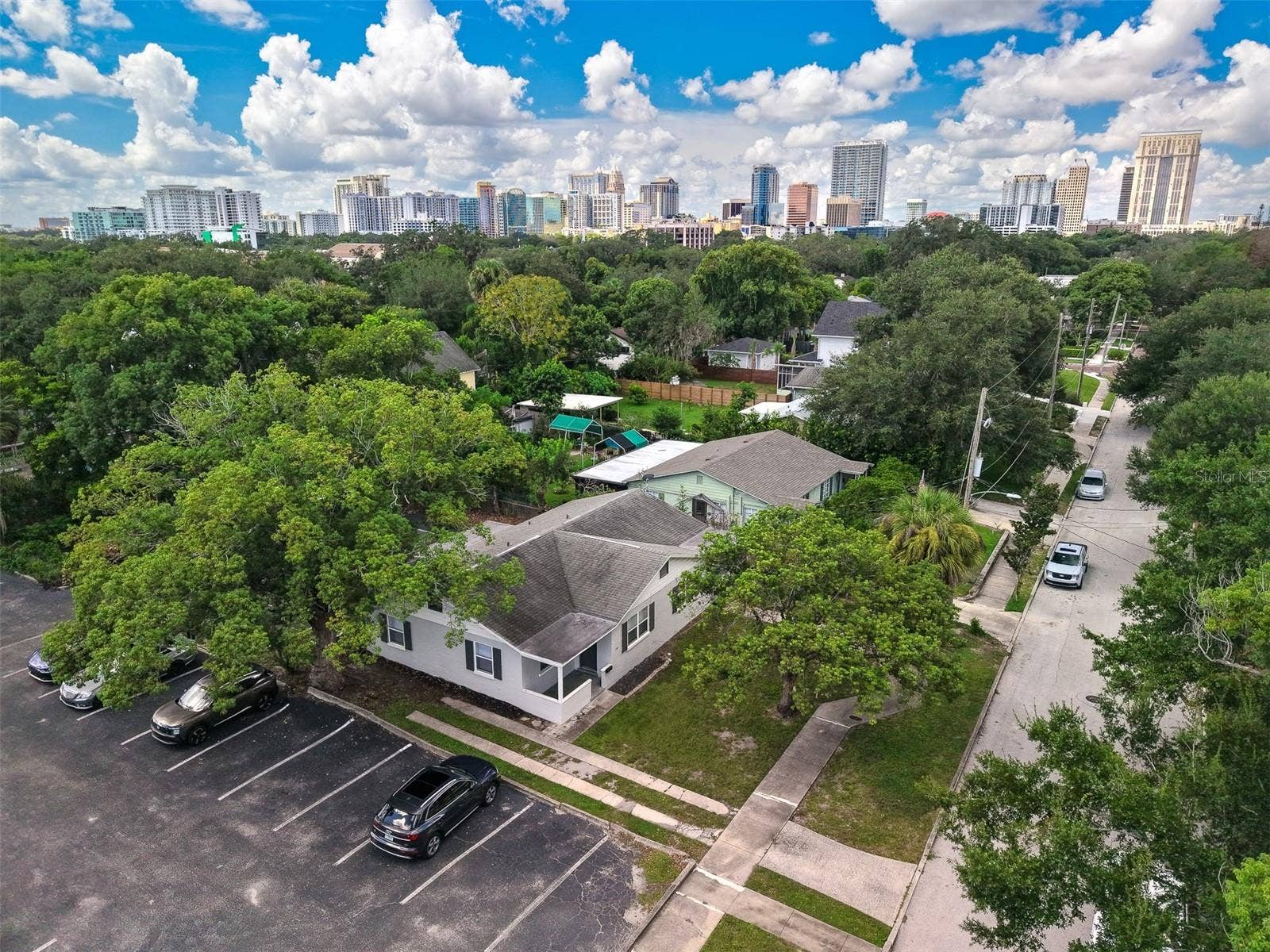 1104 E HARWOOD STREET, Orlando, FL 32803 1104 E HARWOOD STREET, Orlando, FL 32803