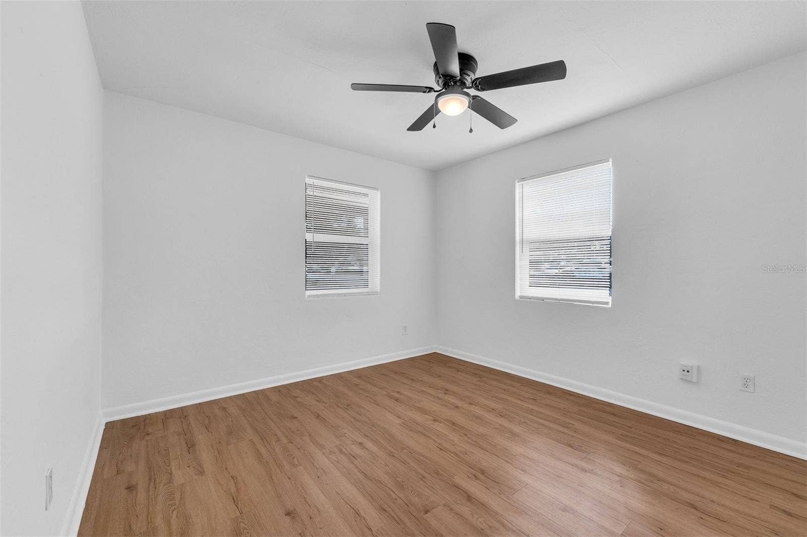 1104 E HARWOOD STREET, Orlando, FL 32803 1104 E HARWOOD STREET, Orlando, FL 32803