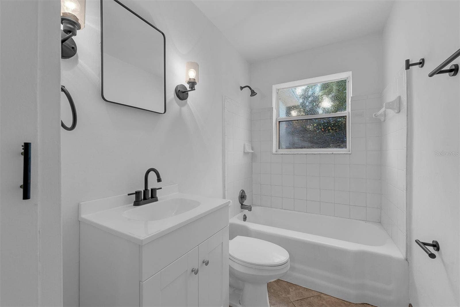 1104 E HARWOOD STREET, Orlando, FL 32803 1104 E HARWOOD STREET, Orlando, FL 32803
