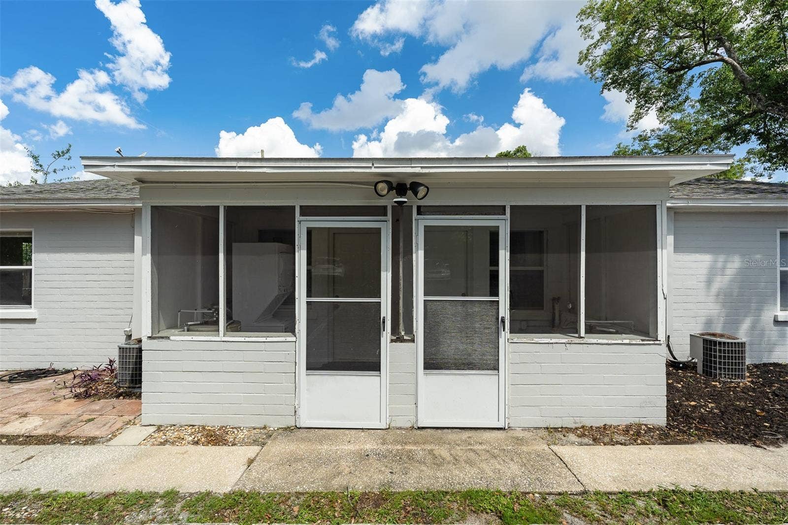 1104 E HARWOOD STREET, Orlando, FL 32803 1104 E HARWOOD STREET, Orlando, FL 32803
