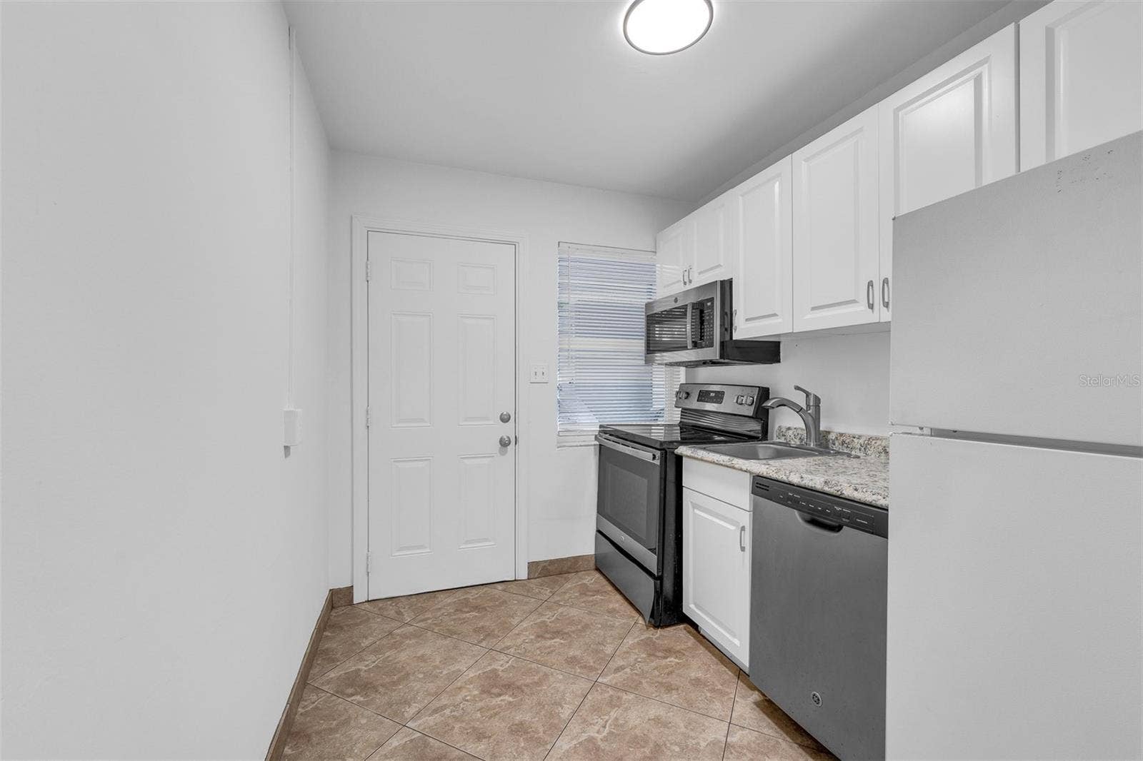 1104 E HARWOOD STREET, Orlando, FL 32803 1104 E HARWOOD STREET, Orlando, FL 32803