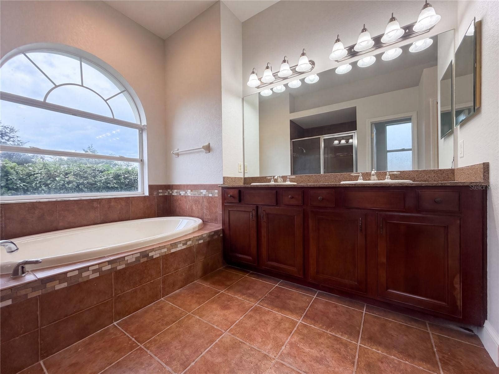 14275 CREEK RUN DRIVE, Riverview, FL 33579 14275 CREEK RUN DRIVE, Riverview, FL 33579