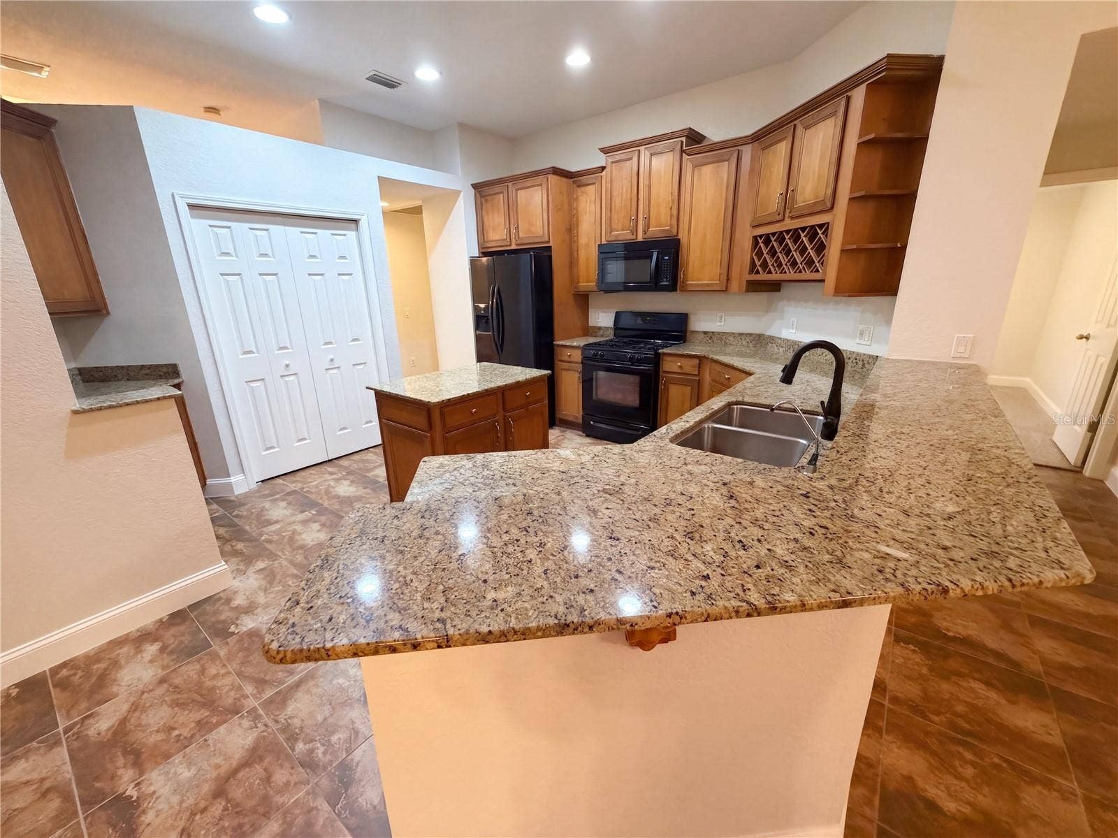 14275 CREEK RUN DRIVE, Riverview, FL 33579 14275 CREEK RUN DRIVE, Riverview, FL 33579