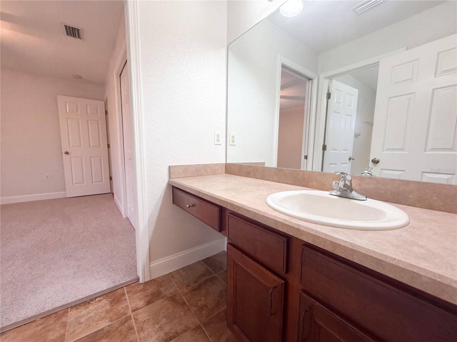 14275 CREEK RUN DRIVE, Riverview, FL 33579 14275 CREEK RUN DRIVE, Riverview, FL 33579