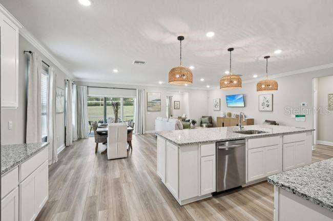 50 WOODBURY DRIVE, Palm Coast, FL 32164 Model home - actual features may vary.