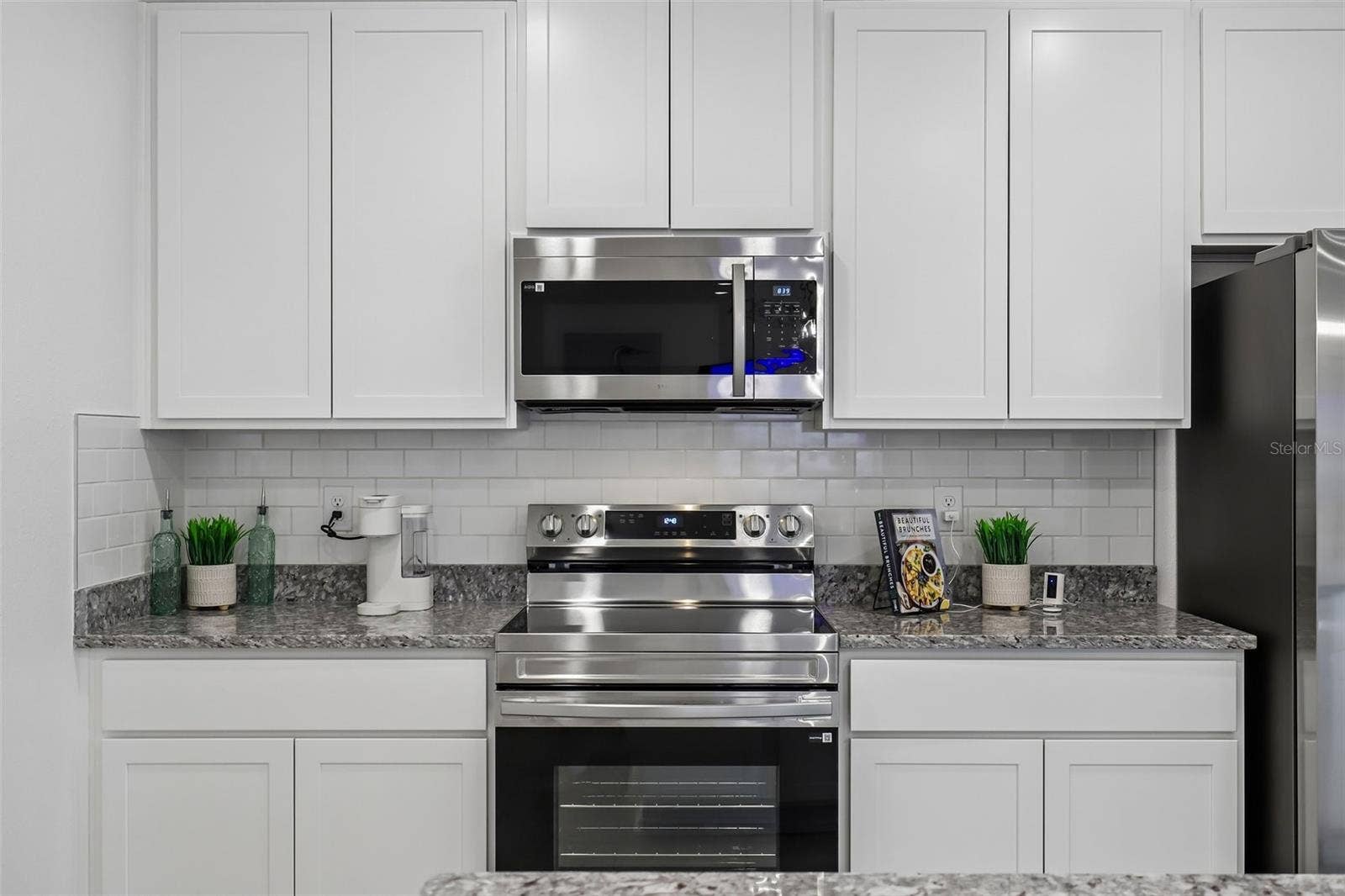 Model home - actual features may vary.