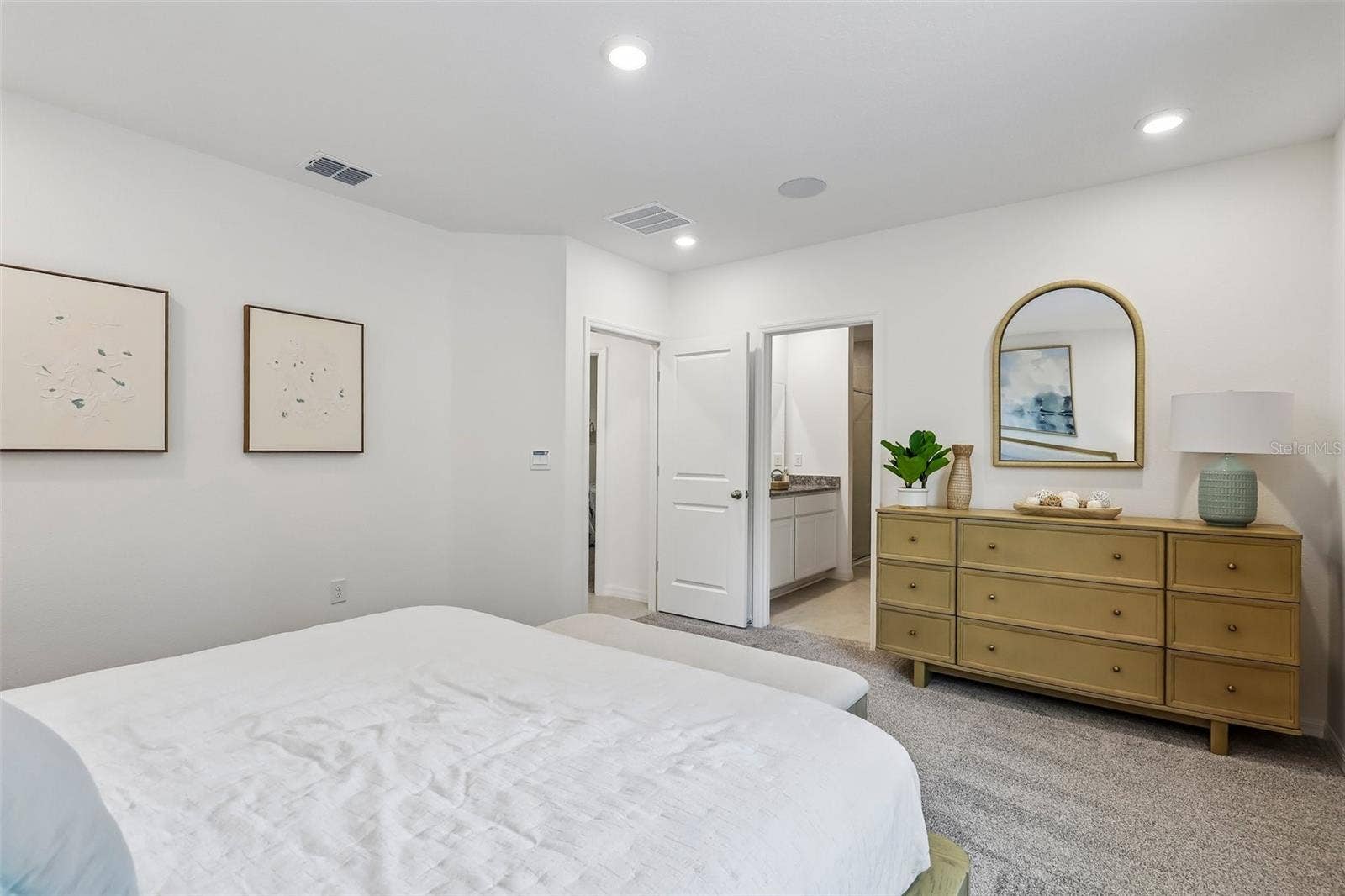 Model home - actual features may vary.