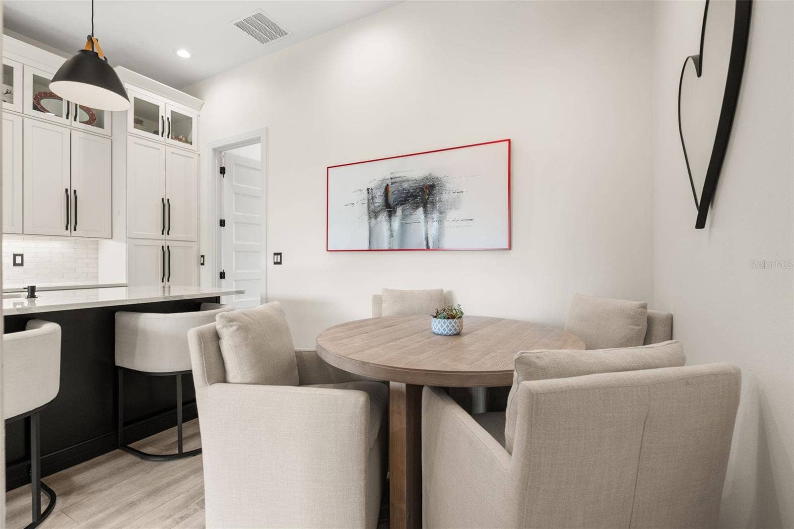 72 N PARK AVENUE, #8, Winter Garden, FL 34787 72 N PARK AVENUE, #8, Winter Garden, FL 34787