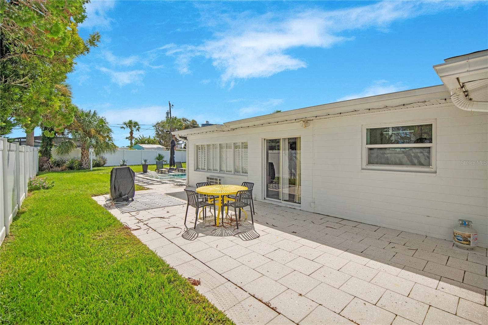 2565 S PENINSULA DRIVE, Daytona Beach, FL 32118