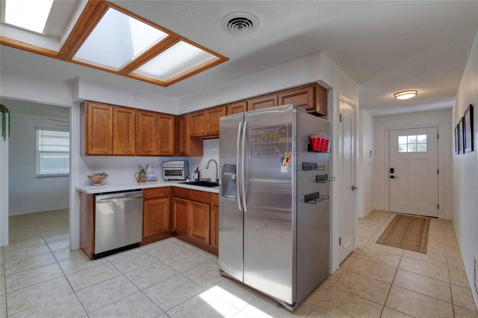 2565 S PENINSULA DRIVE, Daytona Beach, FL 32118