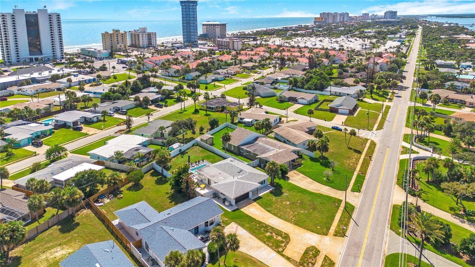 2565 S PENINSULA DRIVE, Daytona Beach, FL 32118