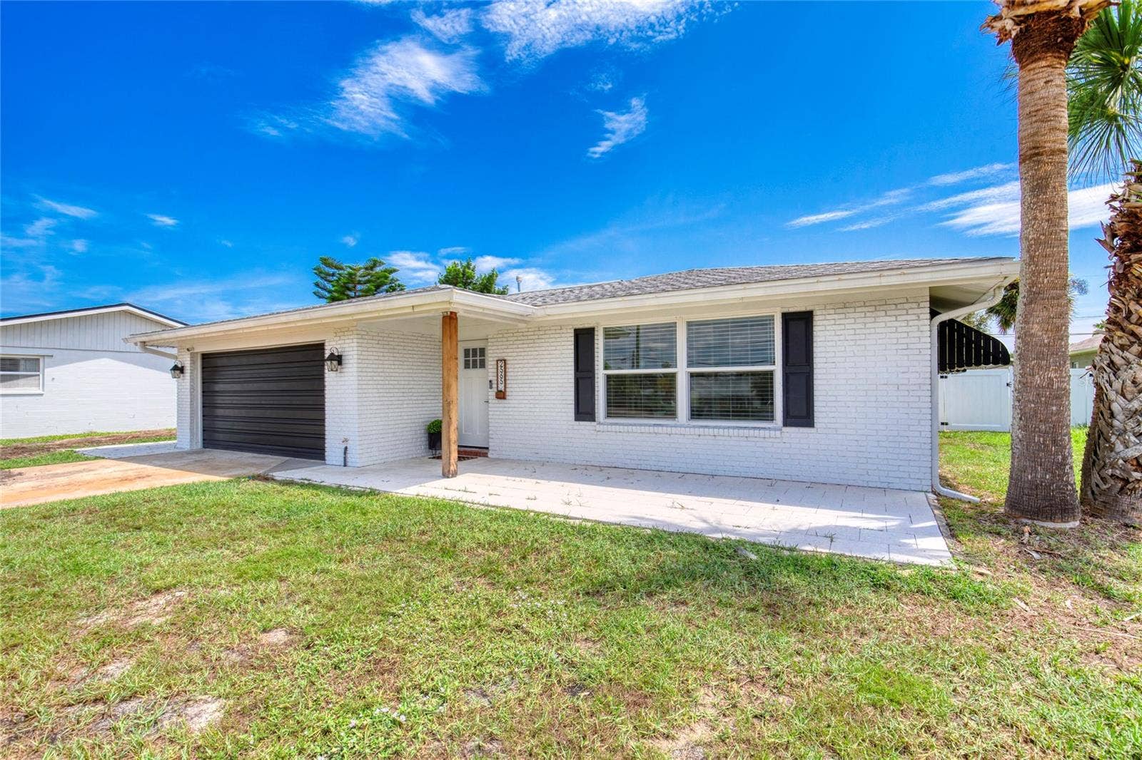 2565 S PENINSULA DRIVE, Daytona Beach, FL 32118