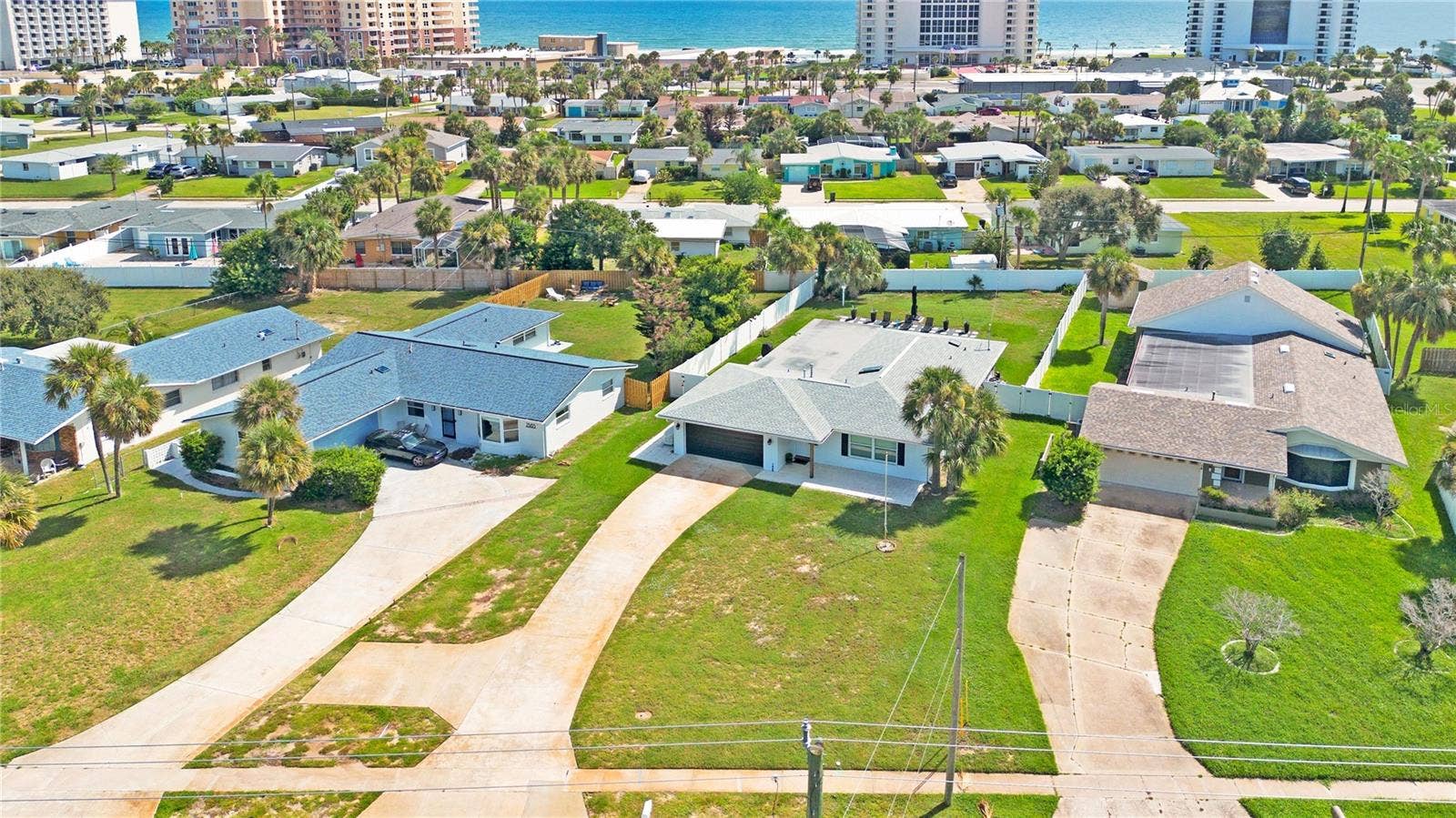 2565 S PENINSULA DRIVE, Daytona Beach, FL 32118