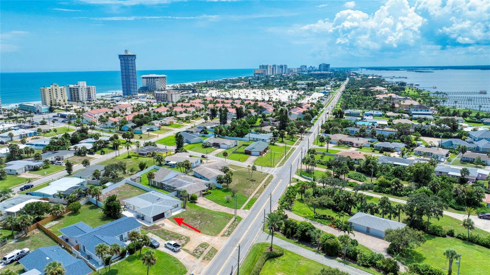 2565 S PENINSULA DRIVE, Daytona Beach, FL 32118