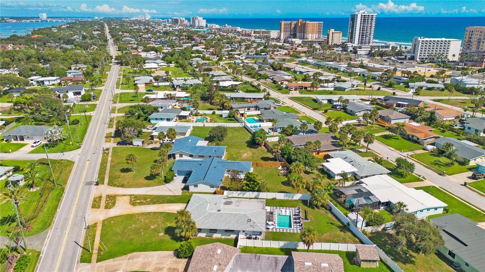 2565 S PENINSULA DRIVE, Daytona Beach, FL 32118