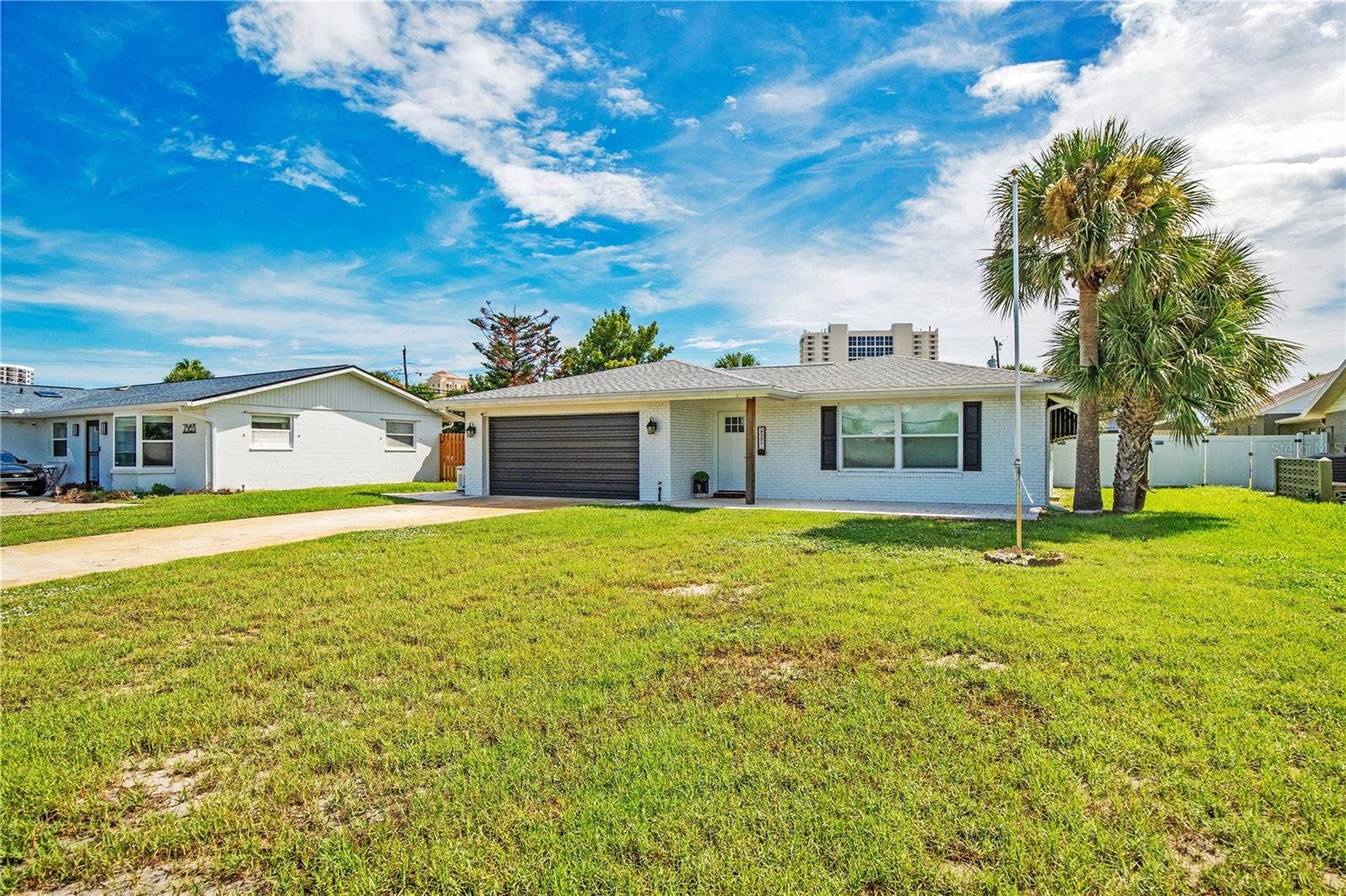 2565 S PENINSULA DRIVE, Daytona Beach, FL 32118