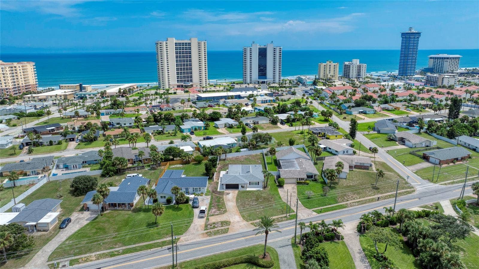 2565 S PENINSULA DRIVE, Daytona Beach, FL 32118