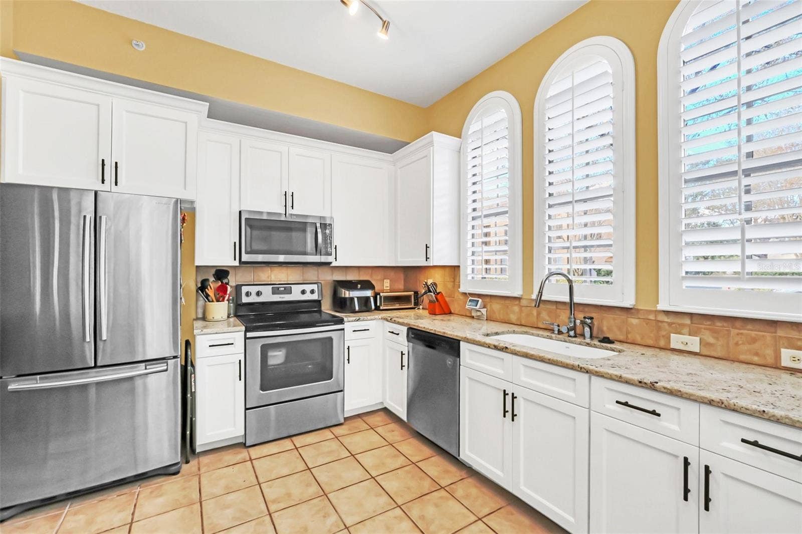 513 MIRASOL CIRCLE, #101, Celebration, FL 34747 Fully Equipped Kitchen