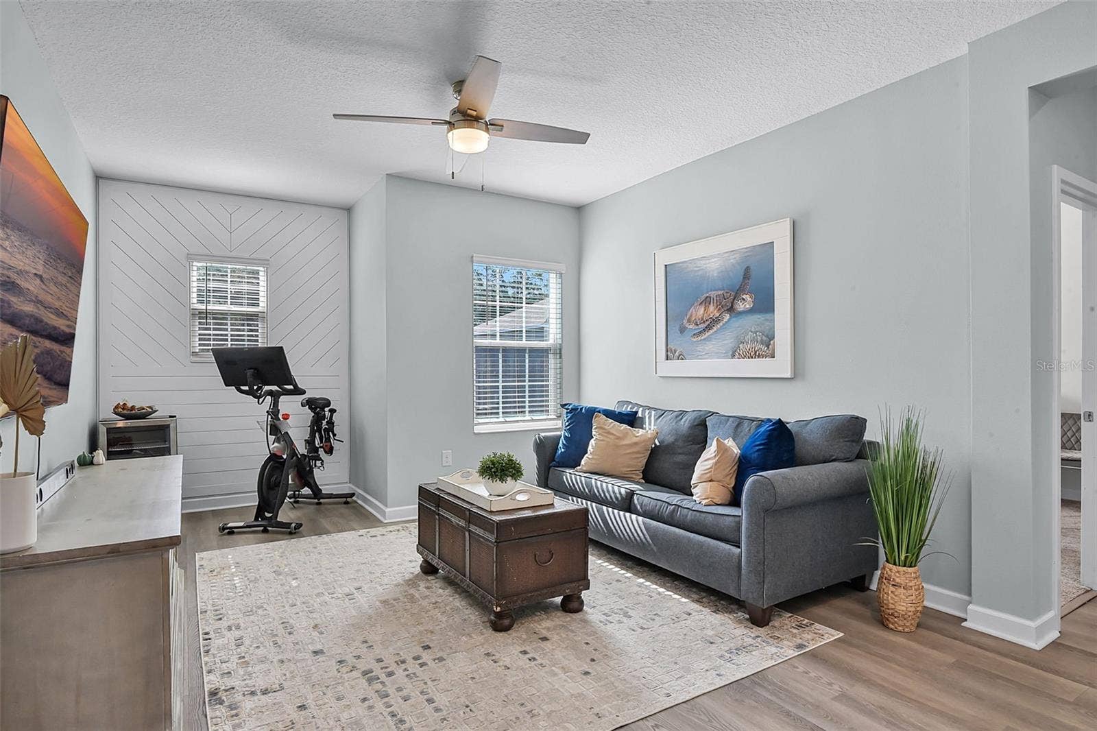 1123 DORA PARC LANE, Mount Dora, FL 32757
