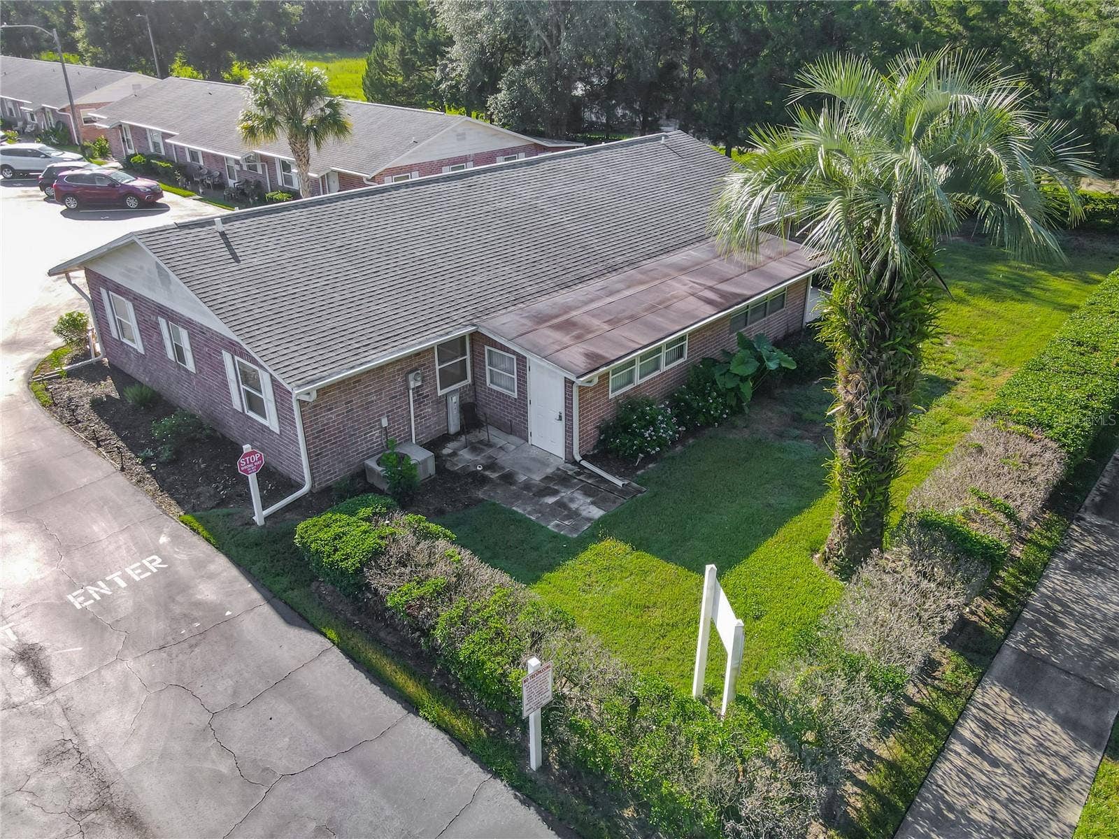1 FAIRWAY COURT, Deland, FL 32724 1 FAIRWAY COURT, Deland, FL 32724