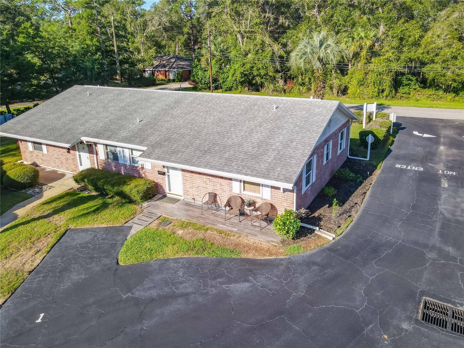 1 FAIRWAY COURT, Deland, FL 32724 1 FAIRWAY COURT, Deland, FL 32724