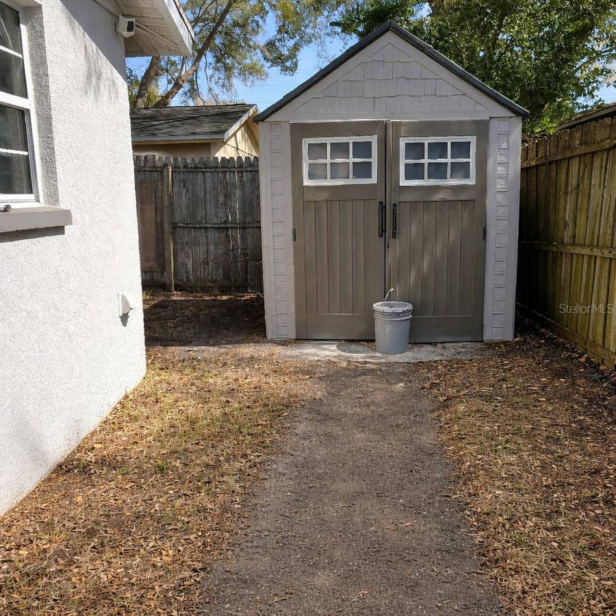 Property photo for 1021 FAIRBURN AVENUE, Clearwater, FL