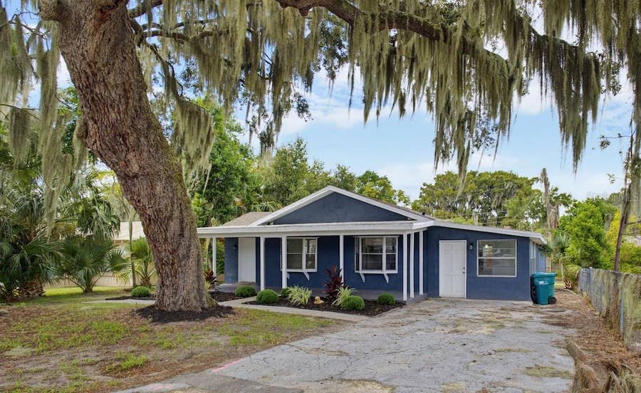 Property photo for 33 W HERRICK DRIVE, Eustis, FL