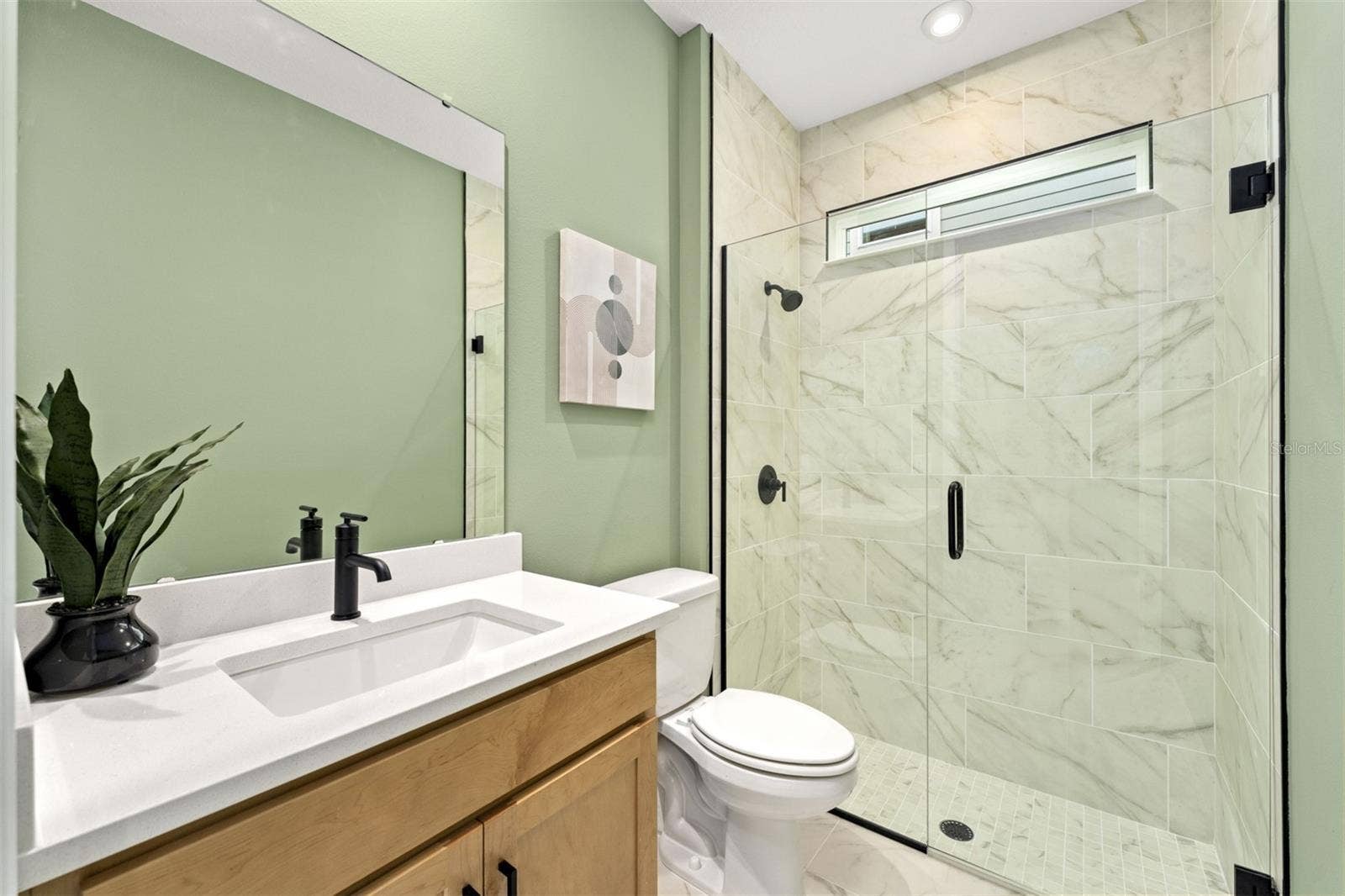 Shenandoah Bathroom 3